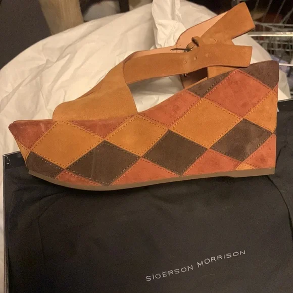 Sigerson Morrison wedge heels - Picture 3 of 5